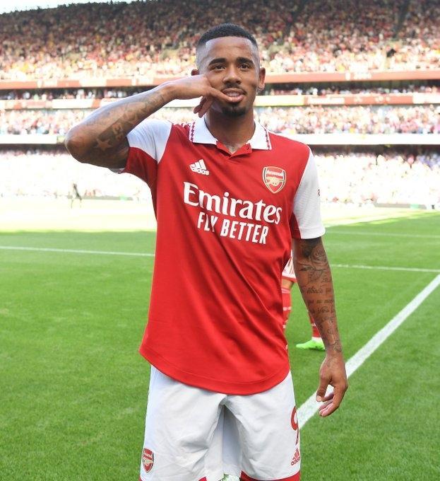 前阿森纳妖锋有望加盟中国联赛，无需转会费，两家西亚劲旅来抢人（前阿森纳前锋或以自由身加盟中国联赛，西亚两大劲旅加入争夺）