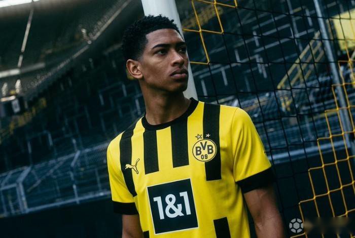 热刺短传渗透锋利如刃（热刺短传渗透刀锋般犀利）