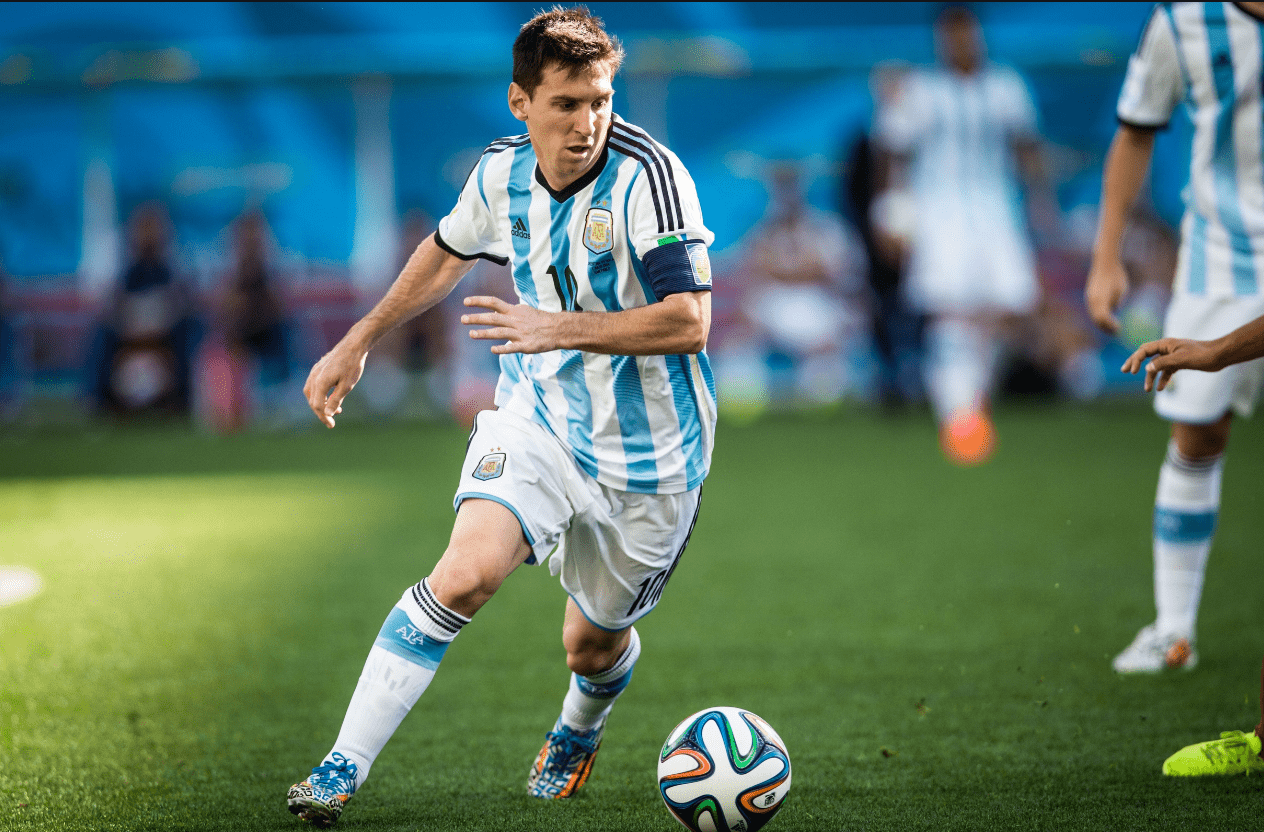 名宿：尼科-帕斯像托蒂，他是意甲最好的球员理应回皇马效力（名宿点评尼科-帕斯：神似托蒂，被誉为意甲最佳，理应回归皇马）