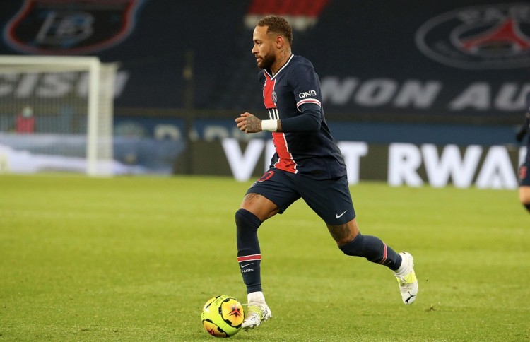 传闻：枪手、蓝军、红军、曼联和拜仁与卡马文加联系在一起（曝卡马文加成豪门目标：枪手、蓝军、红军、曼联与拜仁均被传有意）