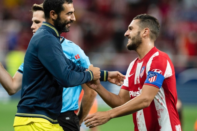 手感火热！小波特半场三分7中4，狂砍22分，带队领先对手（小波特手感爆棚：半场三分7投4中砍下22分，率队取得领先）