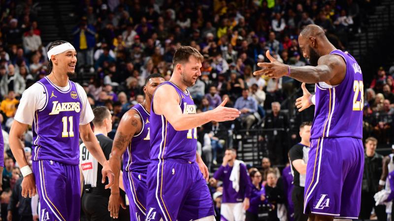 明日湖人战猛龙伤病：东契奇、巴雷特等5将缺席（湖人明日对阵猛龙伤情更新：东契奇、巴雷特等五人缺阵）