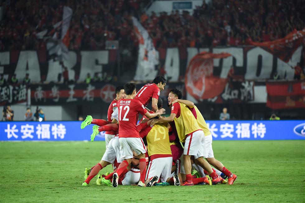 尼克斯靠稳健防守取胜（尼克斯以扎实防守制胜）