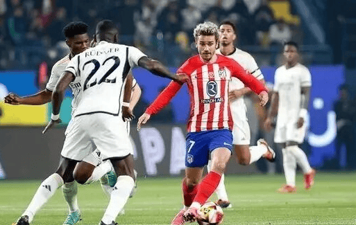 足球中超队医团队获肯定，伤病率下降（中超队医团队获赞，伤病率明显下降）